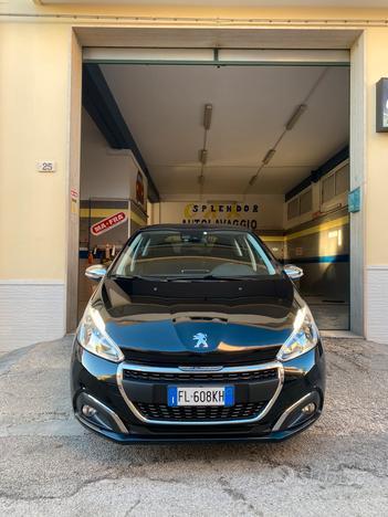 Peugeot 208 BlueHDi 100cv 5p Allure 2017