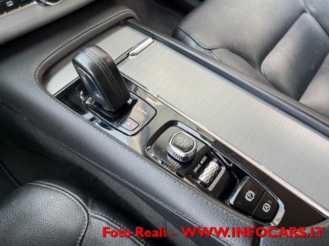 VOLVO XC90 B5 (d) AWD MHEV Geartronic Business Plus PROMO