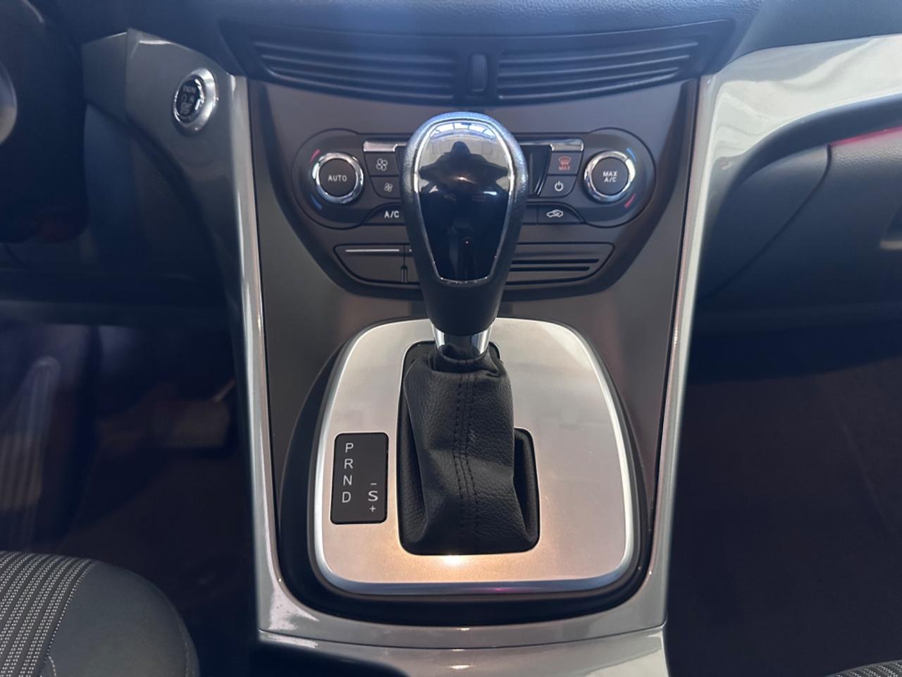 Ford C-Max 2.0 TDCi 115cv Powershift Titanium