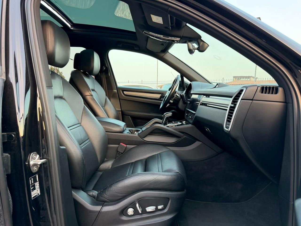 Porsche Cayenne 3.0 V6 E-Hybrid
