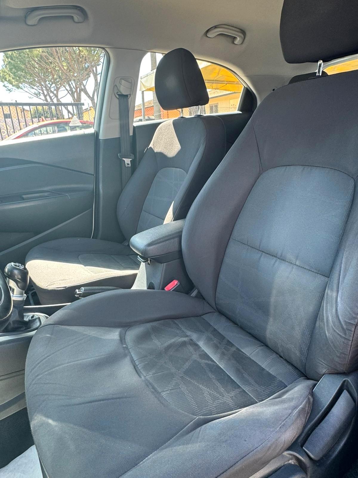 Kia Rio 1.4 CRDi 5p. Cool Collection FINO A 25 KM/L