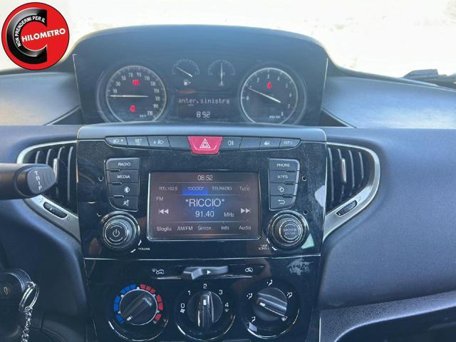 LANCIA Ypsilon 1.2 69 CV 5 porte Gold