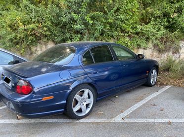 Jaguar S-Type 4.2 V8 32V cat R Supercharged 400 cv