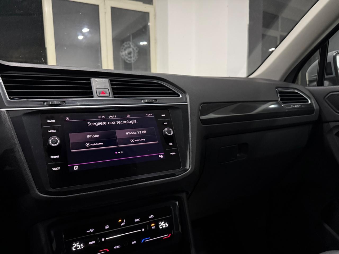 Volkswagen Tiguan 2.0TDI150CV DSG CARPLAY/AMBIENT2022