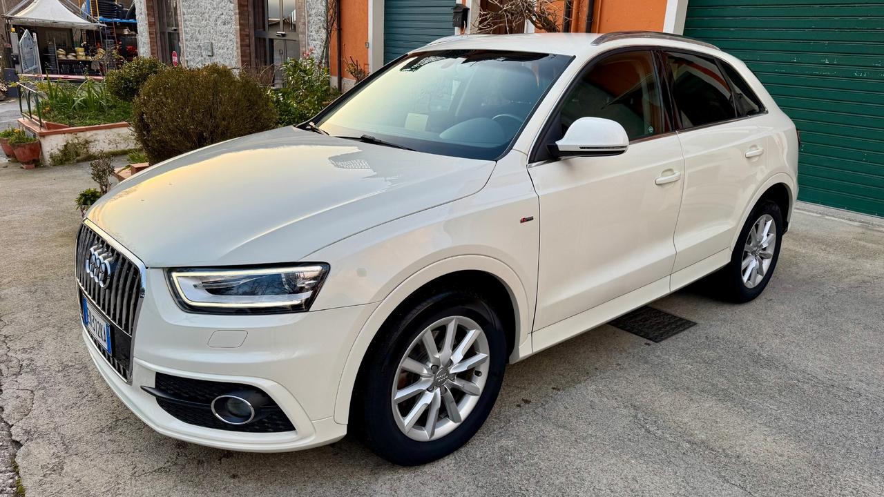 Audi Q3 2.0 TDI 140cv S-line