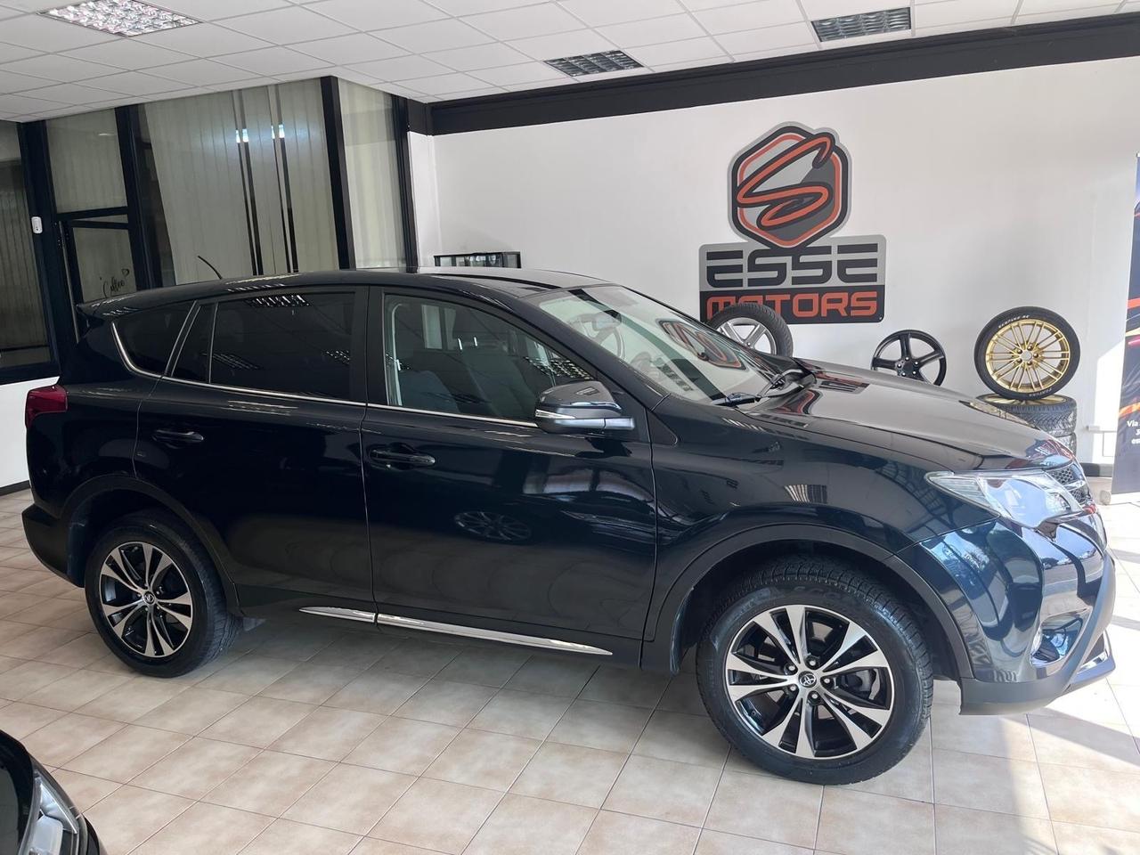 Toyota RAV4 - 2015 2.2 D-CAT 4WD 150cv 129.000 KM