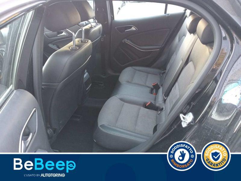 Mercedes-Benz GLA 180 D BUSINESS AUTO