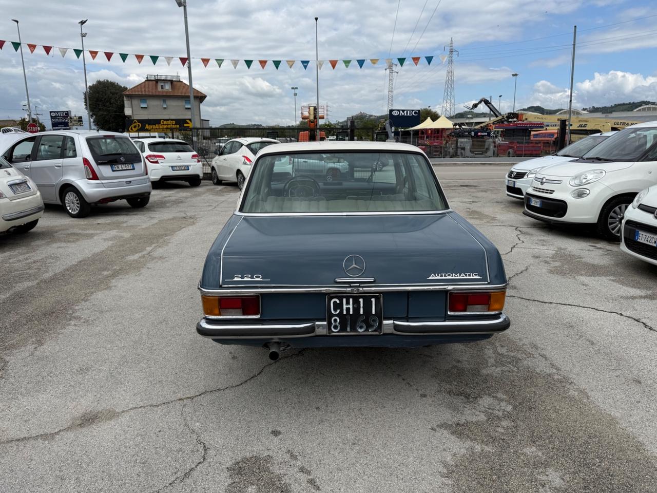 Mercedes-benz 220 230