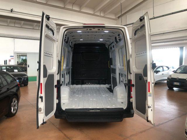 VOLKSWAGEN Crafter MAN 2.0TDI 140CV PM-TA Furgone