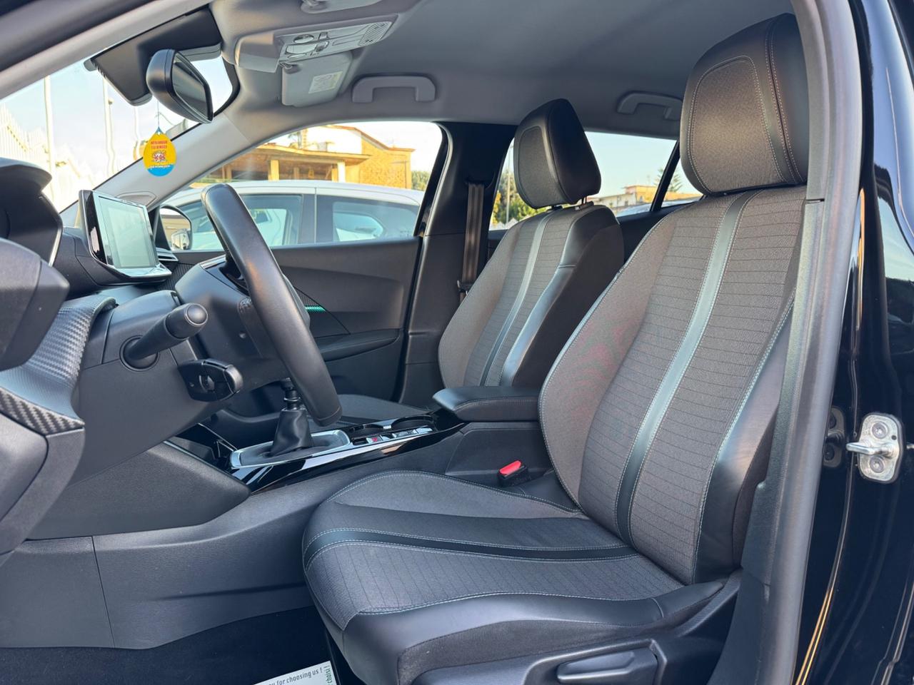Peugeot 2008 1.5 BlueHDi 110 Allure Pack NAVI