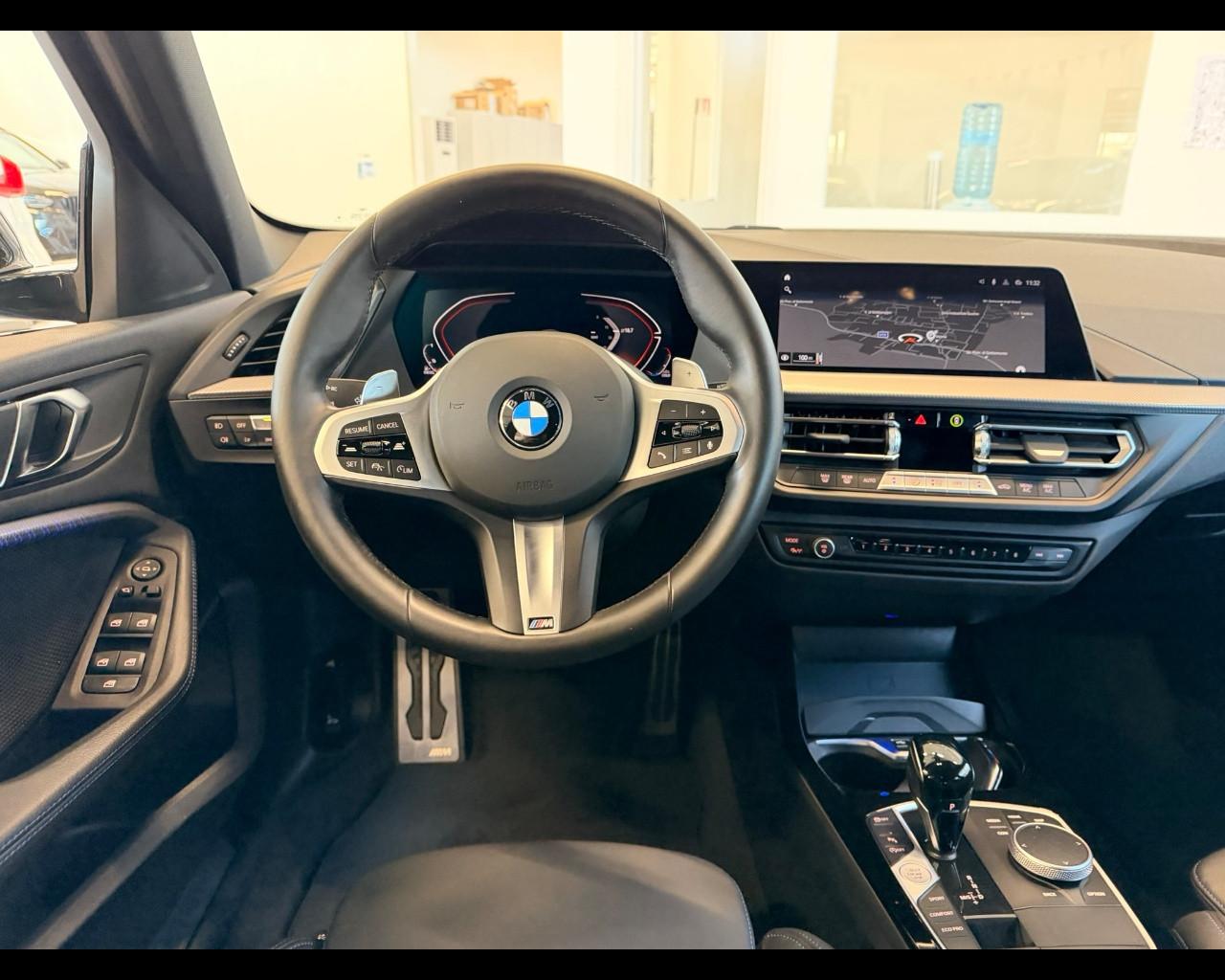 BMW Serie 1 (F40) - 118d 5p. Msport