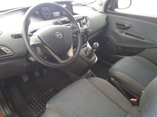 LANCIA Ypsilon 1.0 70cv Hybrid Ecochic Silver *solo 29.600 Km*