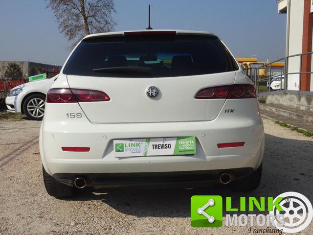 ALFA ROMEO 159 1750 TBi Sportwagon Distinctive
