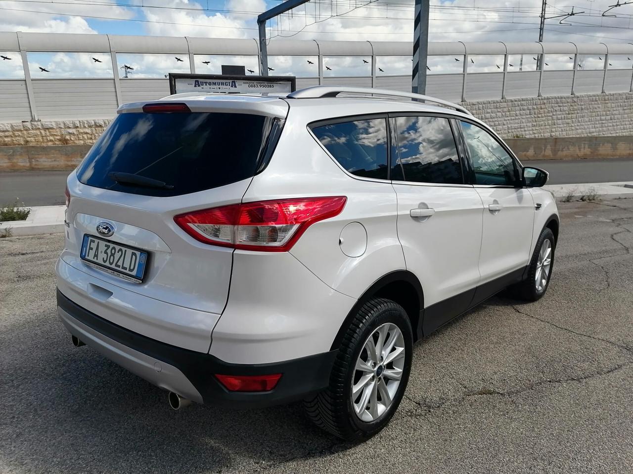 Ford Kuga 2.0 TDCI 150 CV 4X4 TITANIUM *116.000 km* 2015