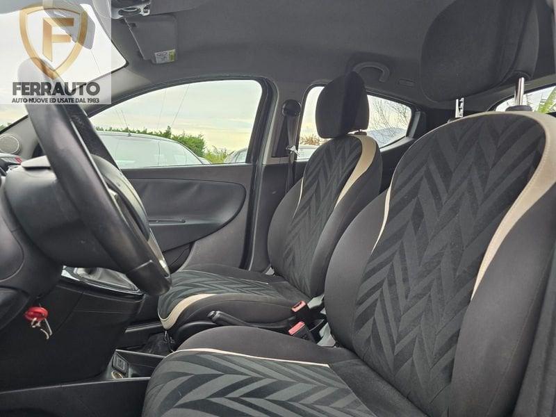 Lancia Ypsilon 0.9 TwinAir 85 CV 5 porte S&S DFN Gold
