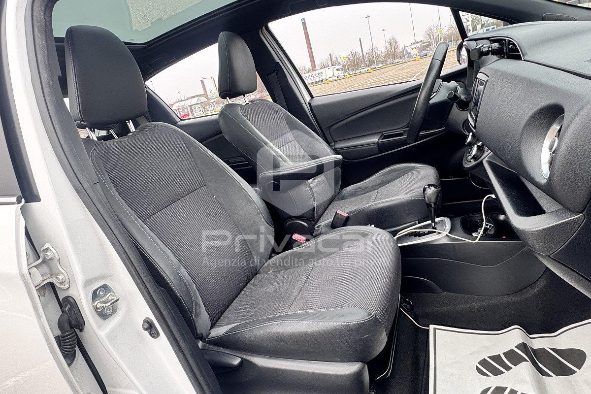 TOYOTA Yaris 1.5 Hybrid 5 porte Trend "White Edition"