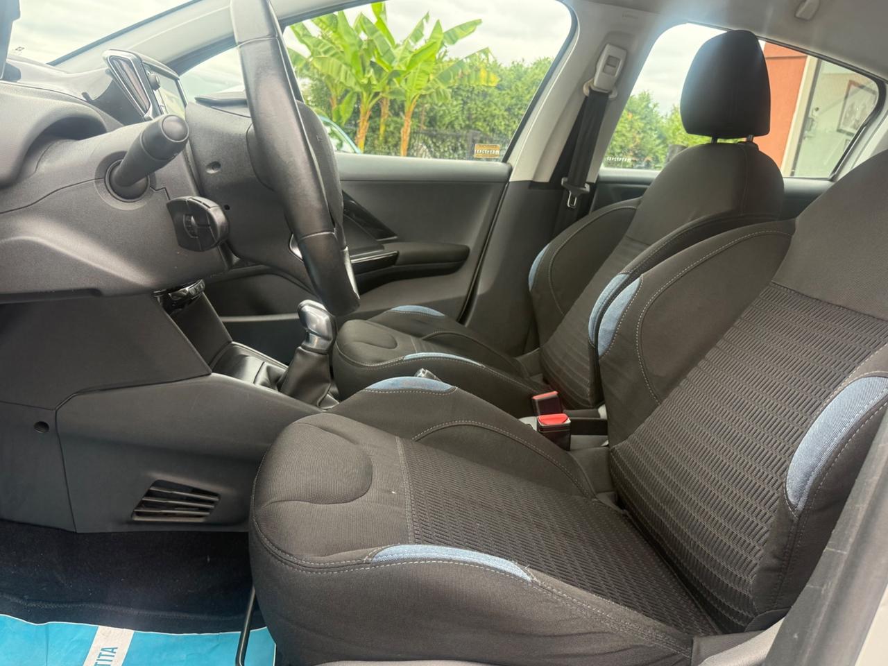 Peugeot 208 1.4 HDi 68 CV 5 porte Allure