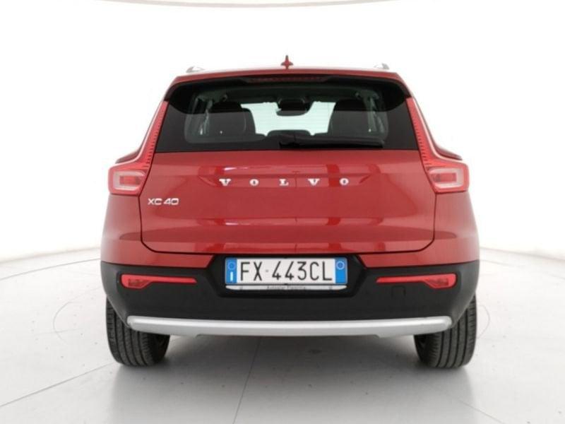 Volvo XC40 1.5 t3 Momentum 156cv