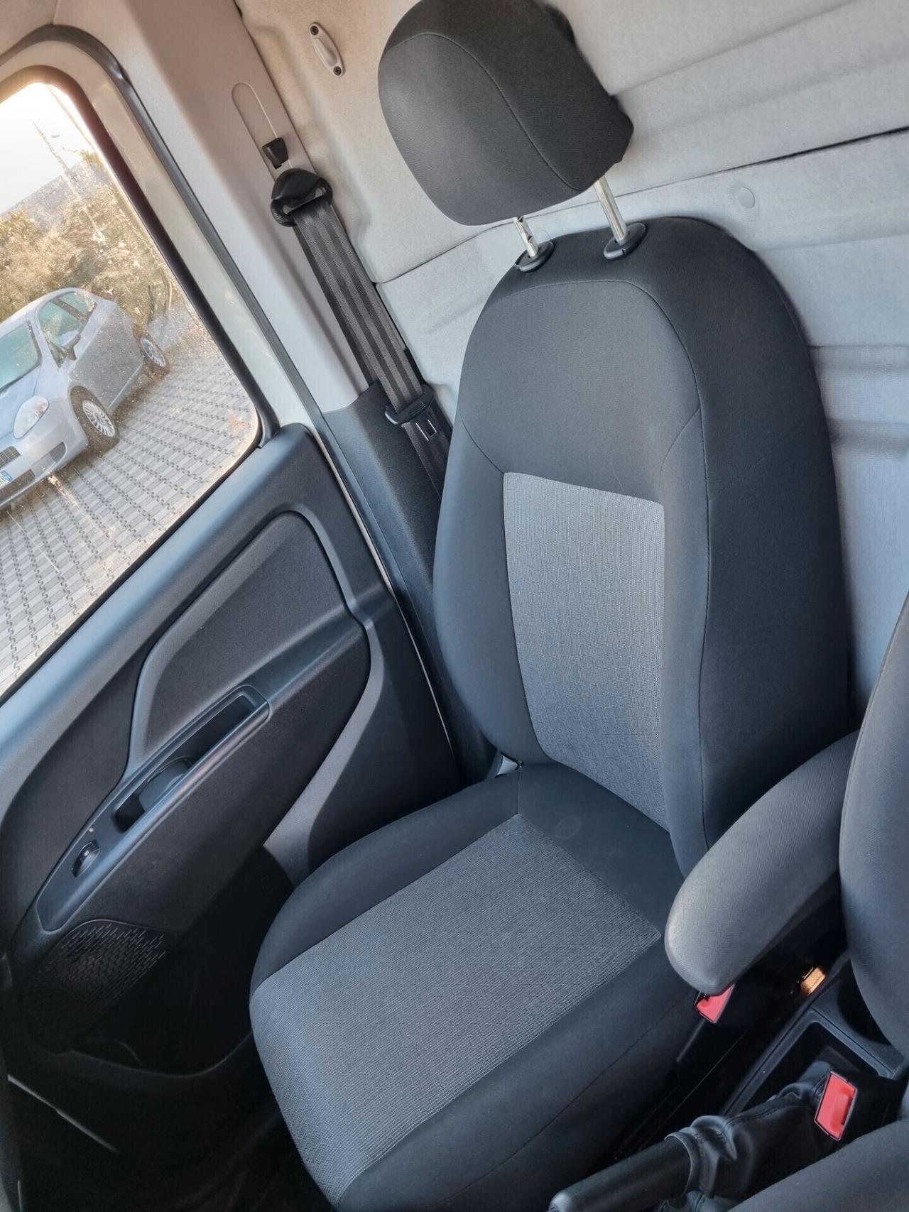 Fiat Doblo Maxi 1.6 MJT 105CV Lounge