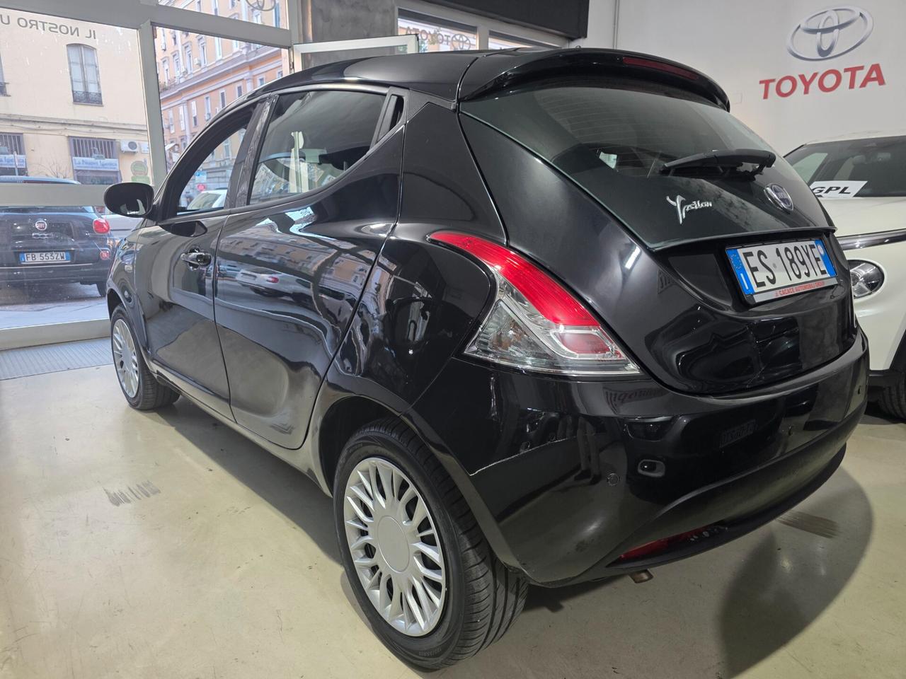 Lancia Ypsilon 1.2 GPL 69cv 1 PROPRIETARIO