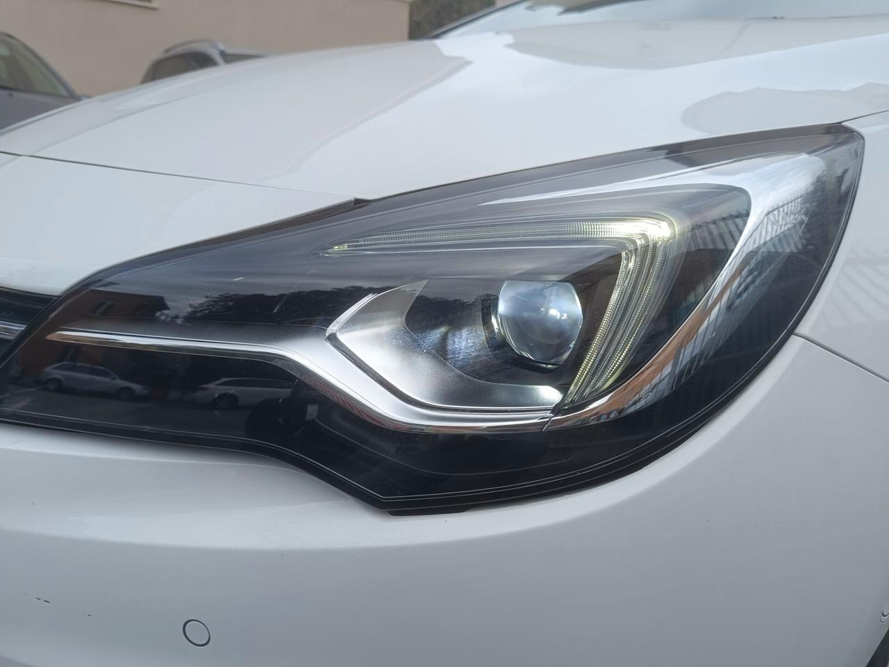 Opel Astra 1.5 CDTI 105 CV Ultimate