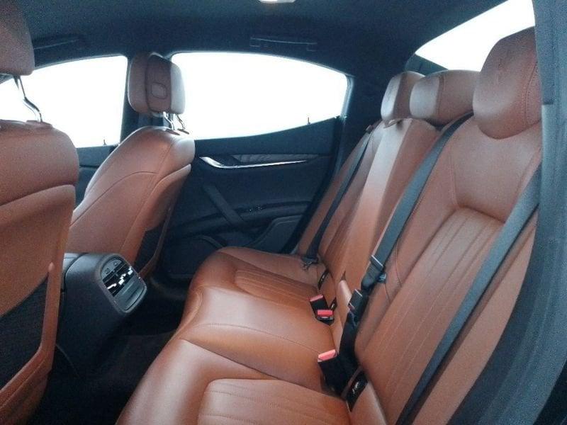 Maserati Ghibli 3.0 V6 ds 250cv auto my16 E6