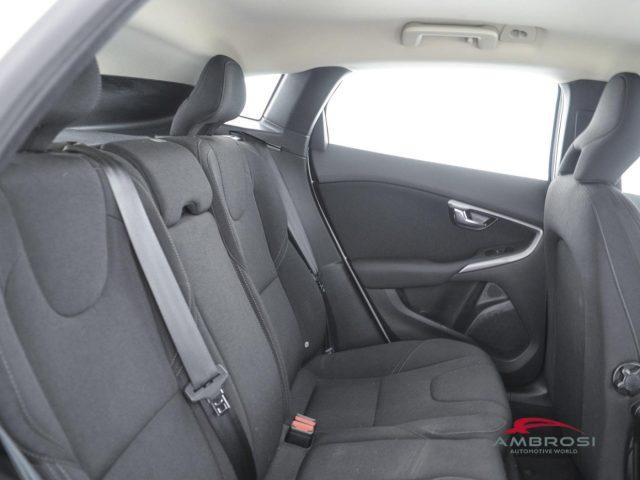 VOLVO V40 Cross Country D2 Geartronic Business - PER OPERATORI DEL SETTORE