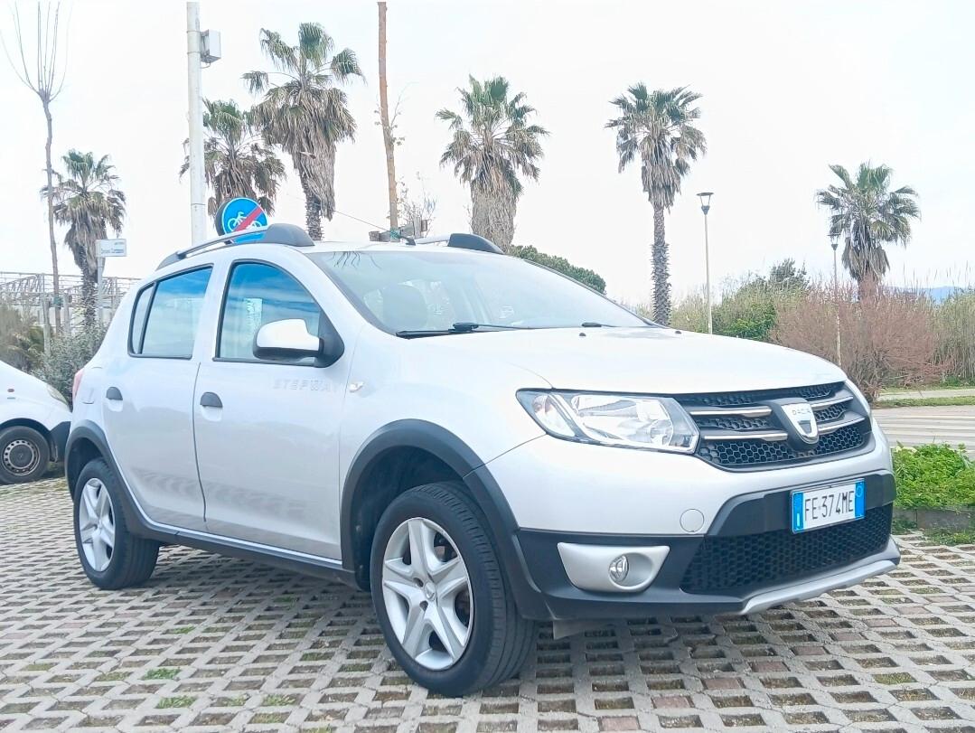 Dacia Sandero Stepway 0.9 GPL NEOPATENTATI PERMUTE