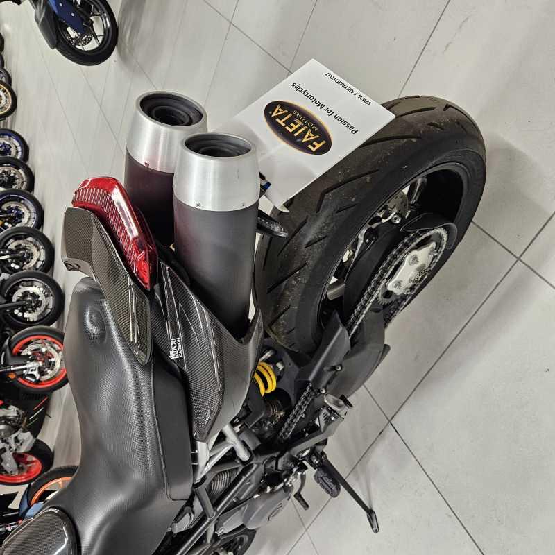 Ducati Hypermotard 796 - 2011