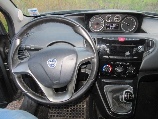 LANCIA Ypsilon 1.2 69 CV 5 porte S&S Platinum