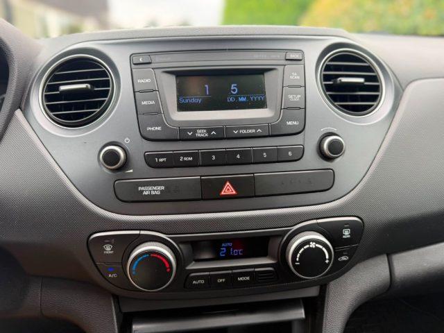 HYUNDAI i10 1.0 MPI Login NEOPATENTATI - BT - 15