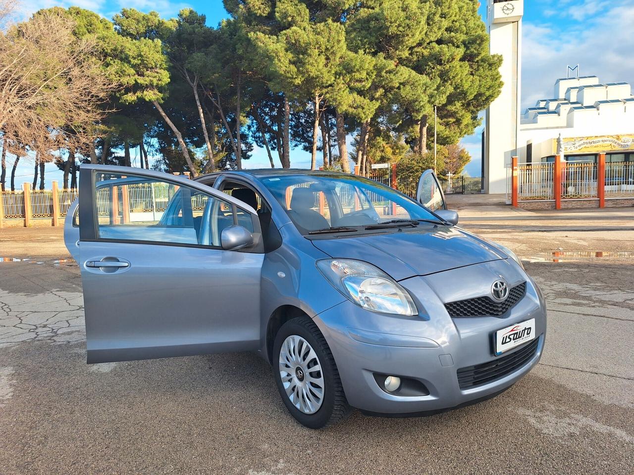 Toyota Yaris 1.0 BENZINA 5 PORTE"PERFETTA"