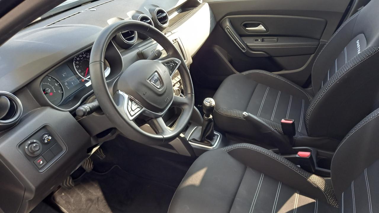 Dacia Duster 1.0 TCe 100 CV ECO-G 4x2 15th Anniversary