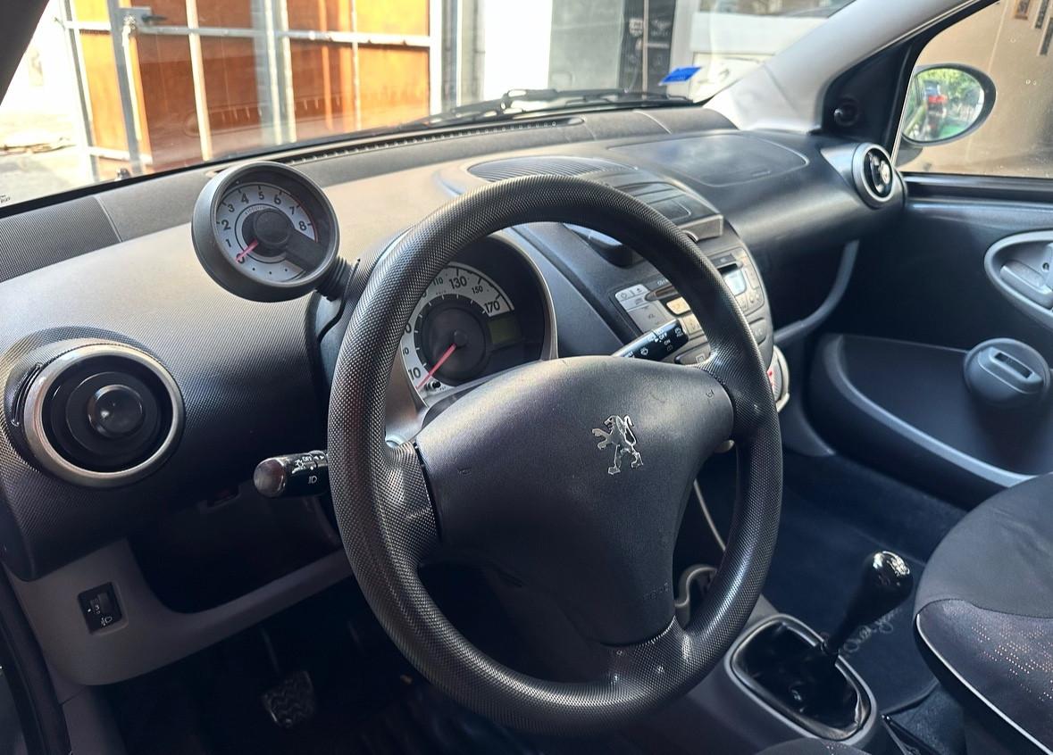 Peugeot 107 1.0 68CV 3p. Desir
