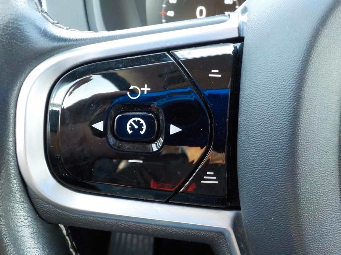 Volvo XC 90 B5 (d) AWD Geartronic 7 posti Inscription