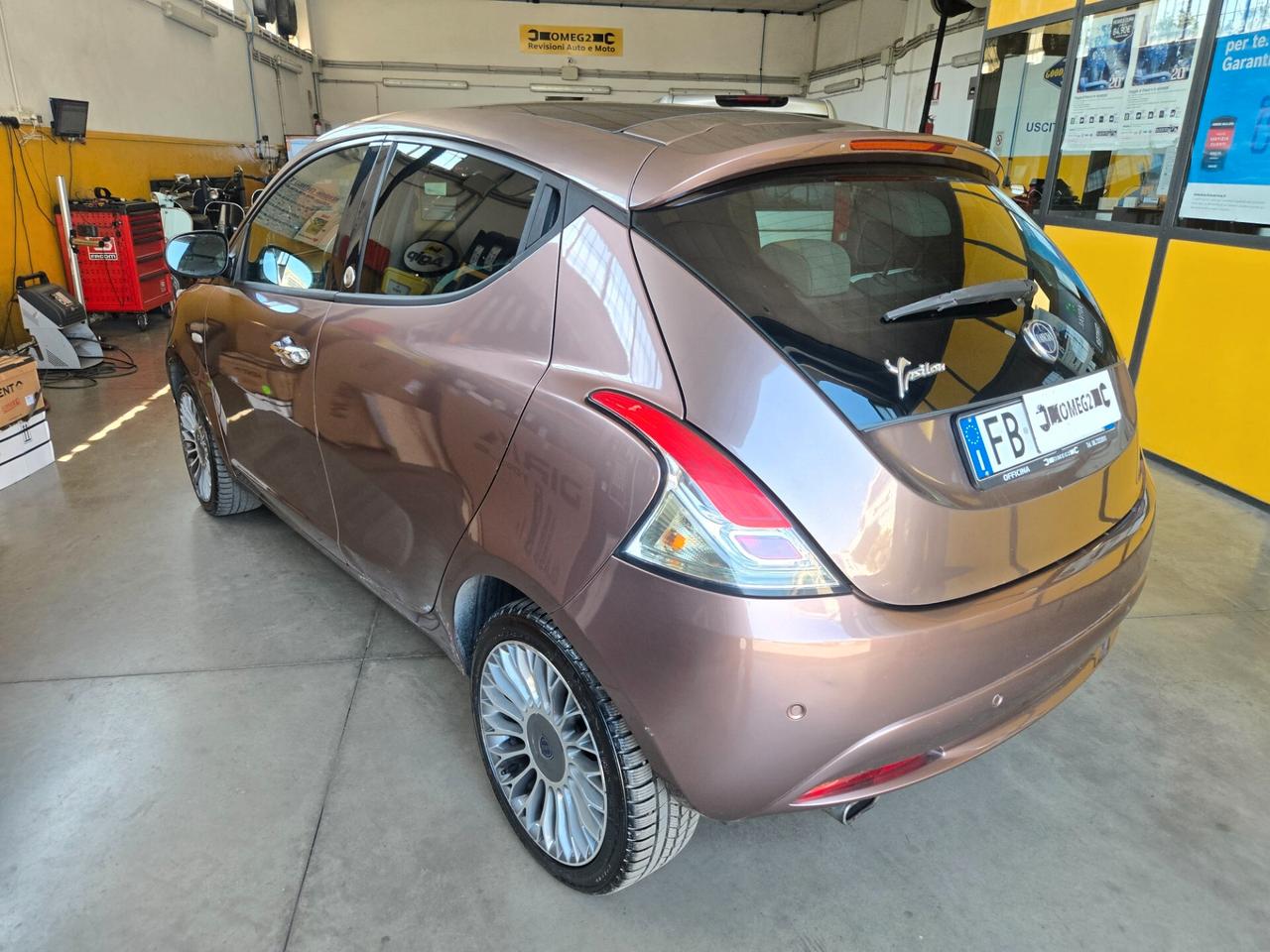 Lancia Ypsilon 1.2 GPL