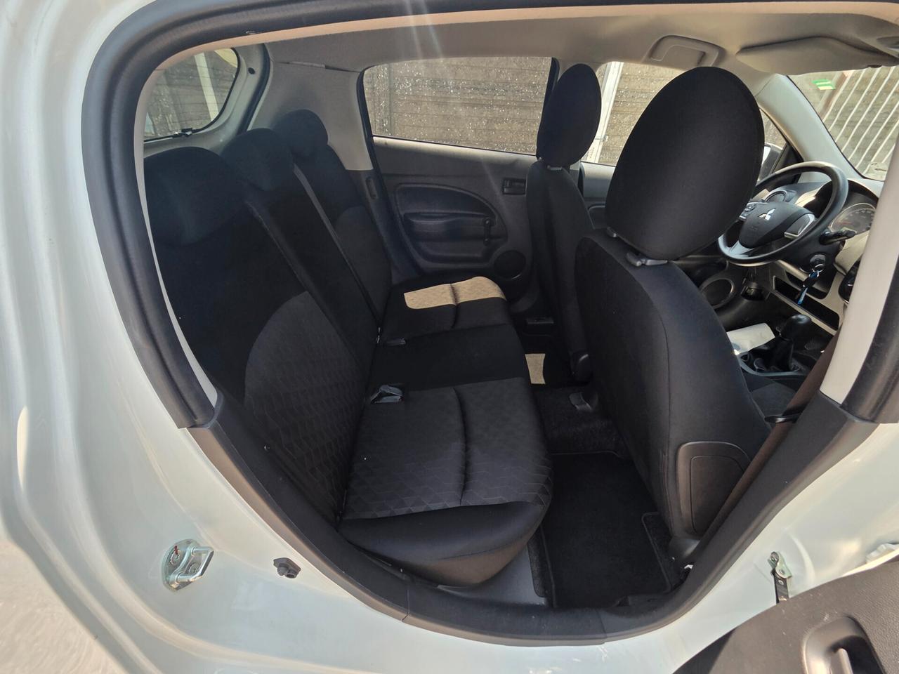 Mitsubishi Space Star 1.2 Invite SDA