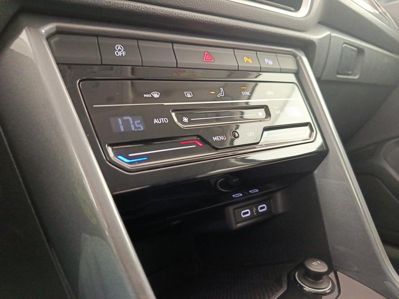 VOLKSWAGEN T-Roc - T-Roc 1.5 TSI ACT Style