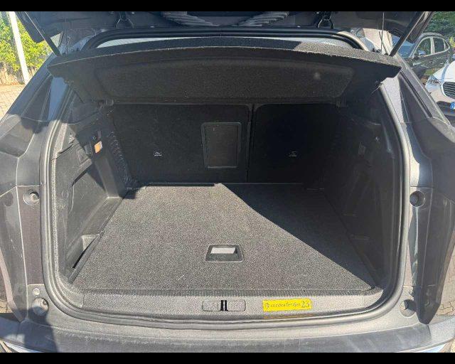 PEUGEOT 3008 BlueHDi 130 S&S Allure Pack