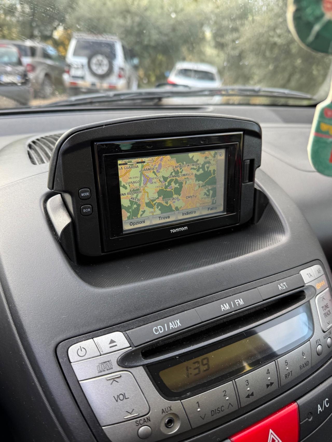 Toyota Aygo 1.0 12V VVT-i 5 porte Lounge Connect