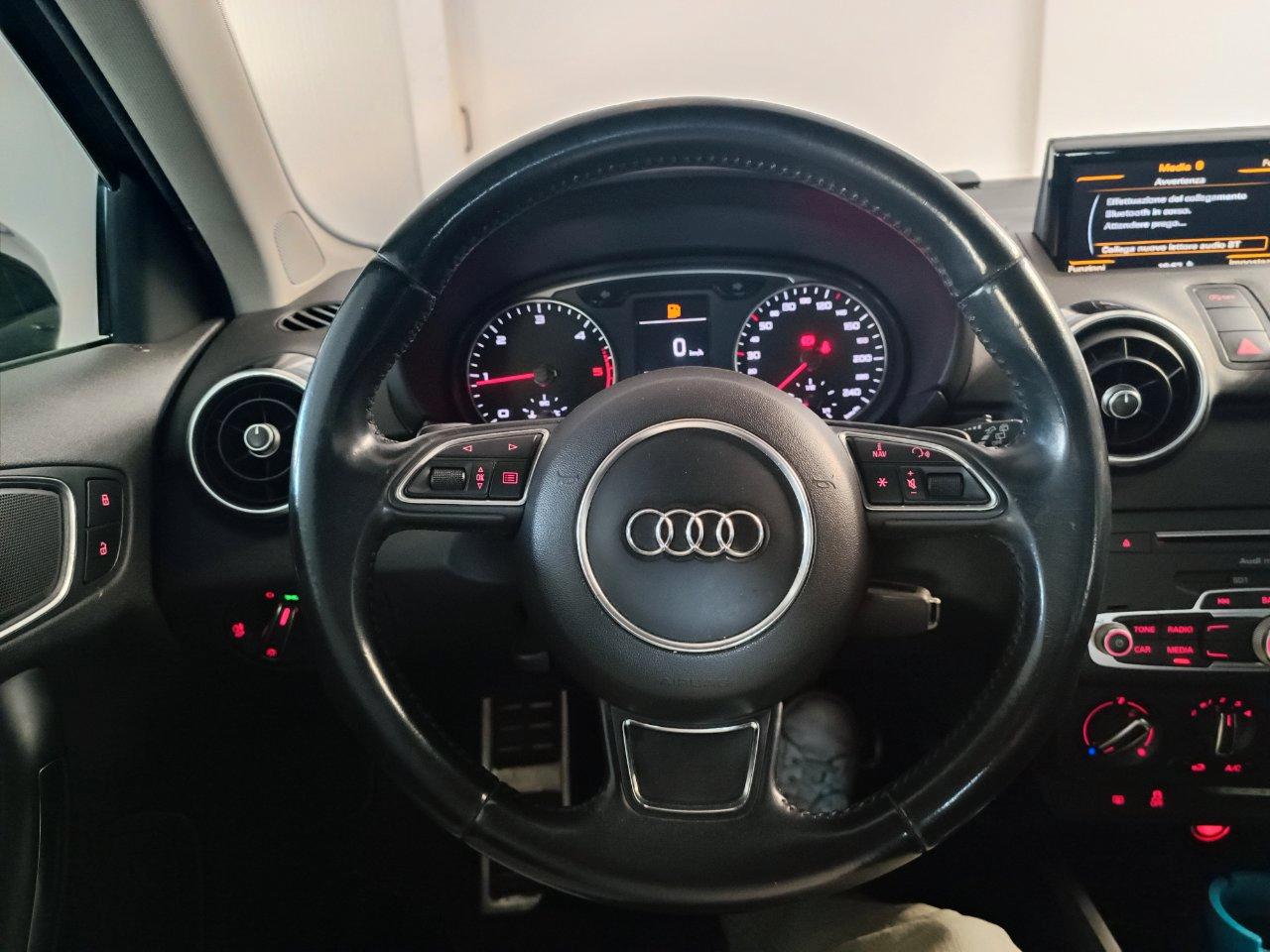 Audi A1 Sportback 1.4 tdi Metal s-tronic
