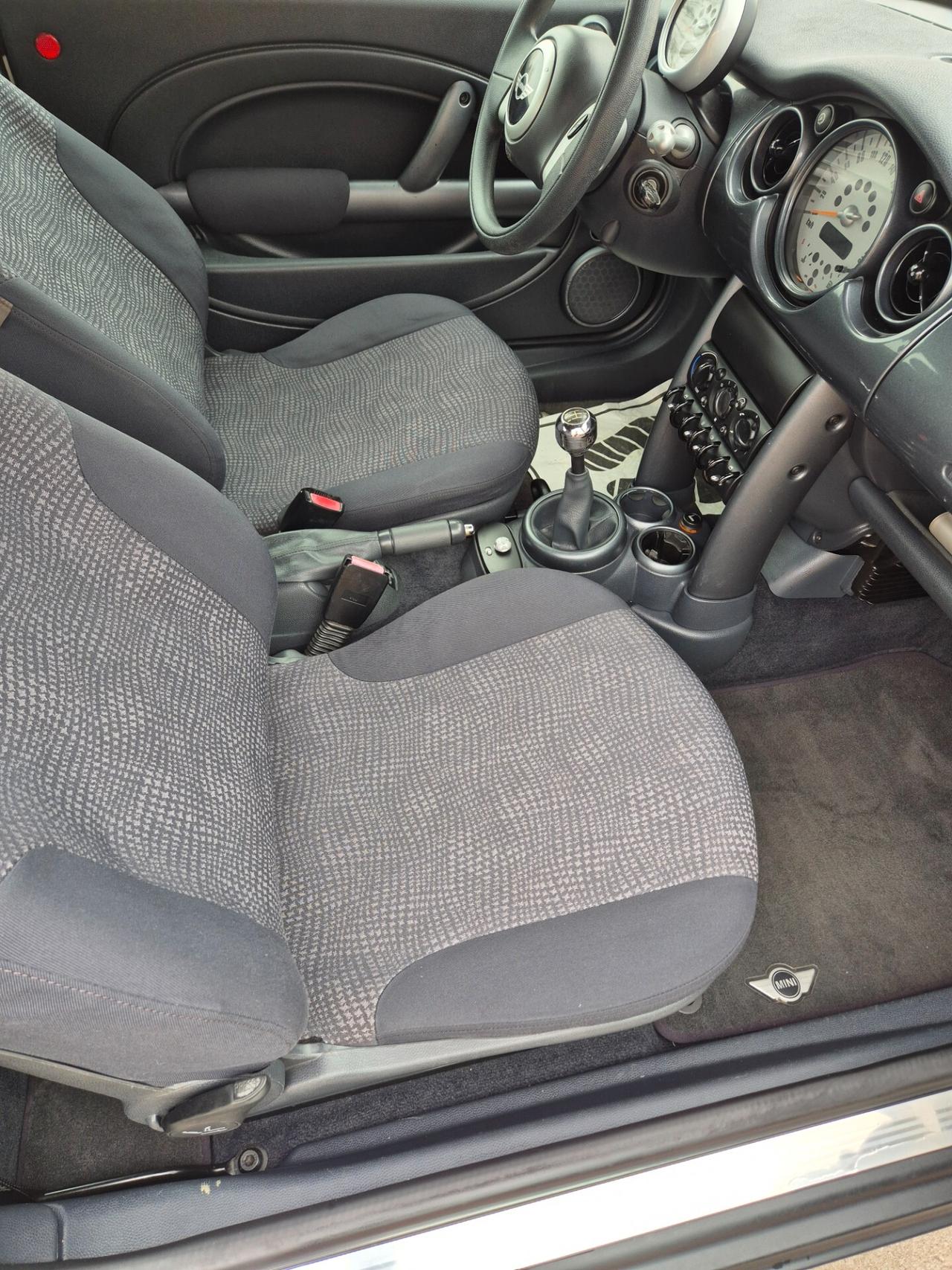 Mini 1.6 16V One de luxe