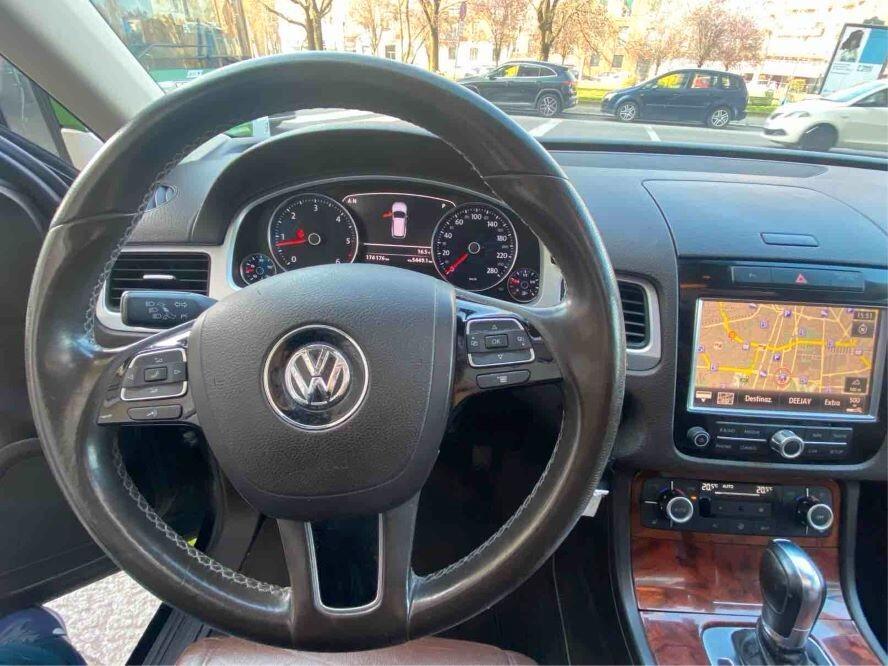Volkswagen Touareg 3.0 TDI 245 CV tiptronic tetto apribile BlueMotion Techn. Executive