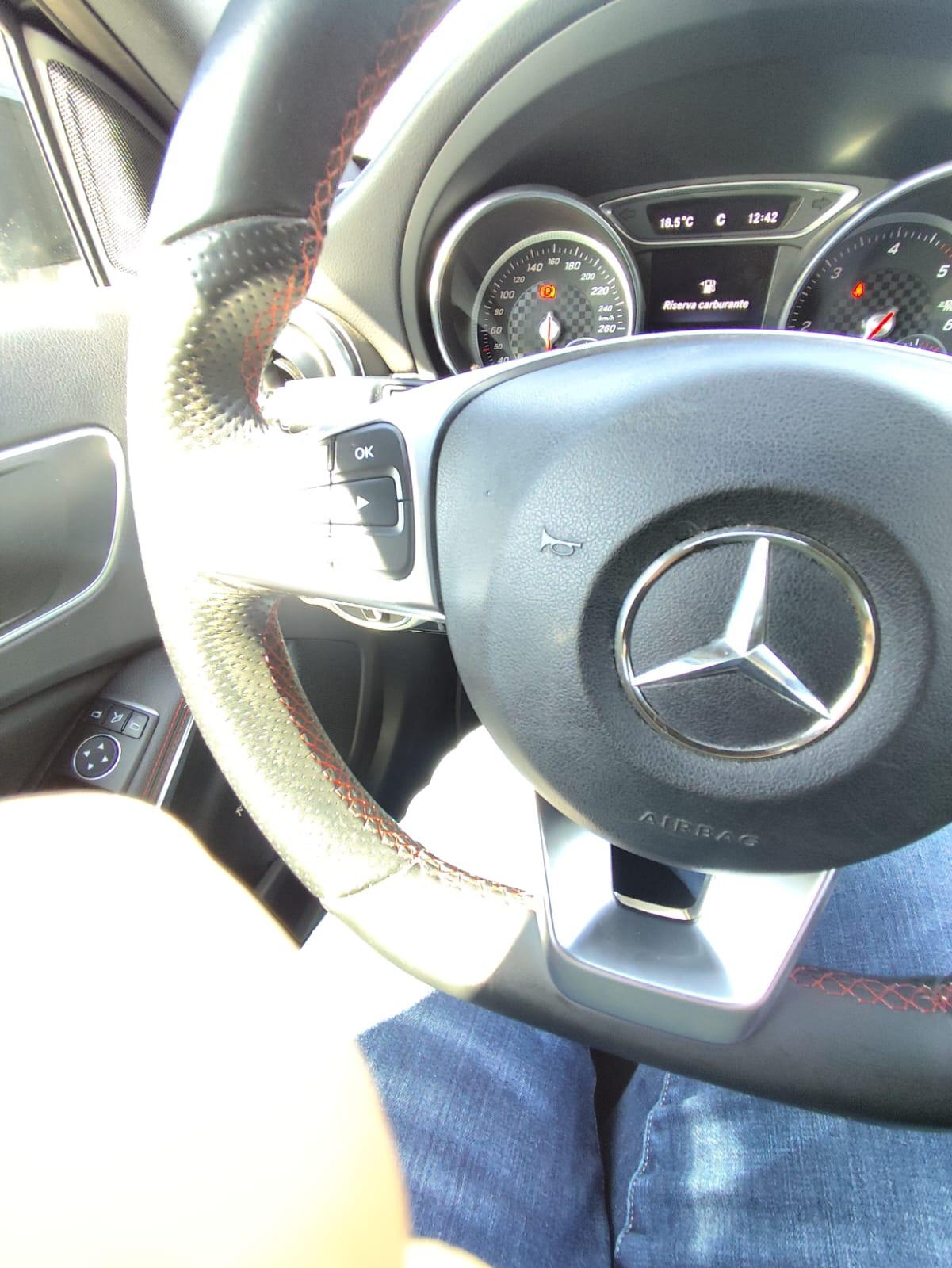 Mercedes-benz A 200 d Premium