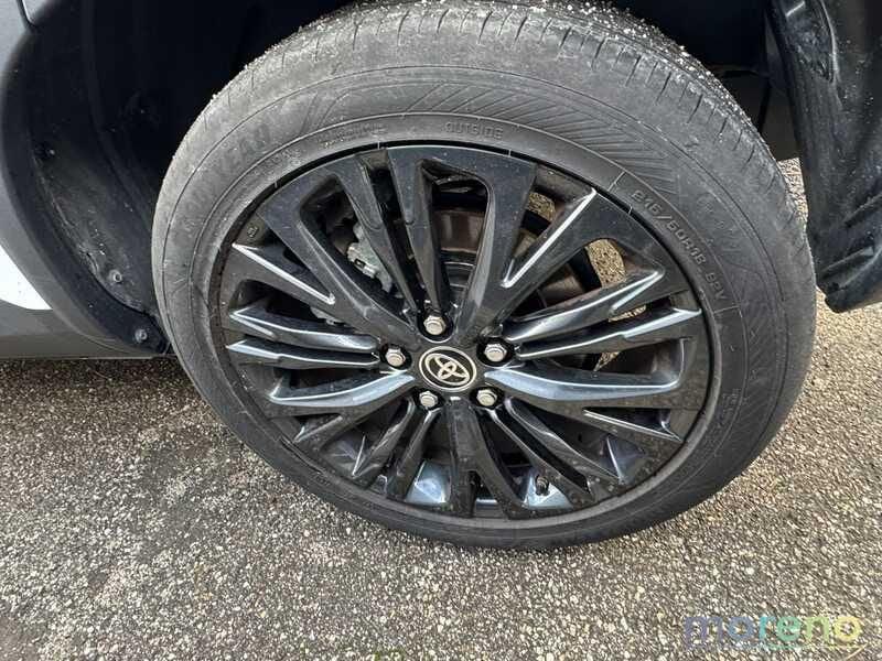 Toyota Yaris Cross 1.5h Adventure fwd 116cv e-cvt