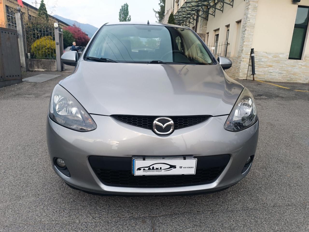 Mazda 2 1.3 75CV TRENDY CERCHI LEGA COMANDI AL VOLANTE
