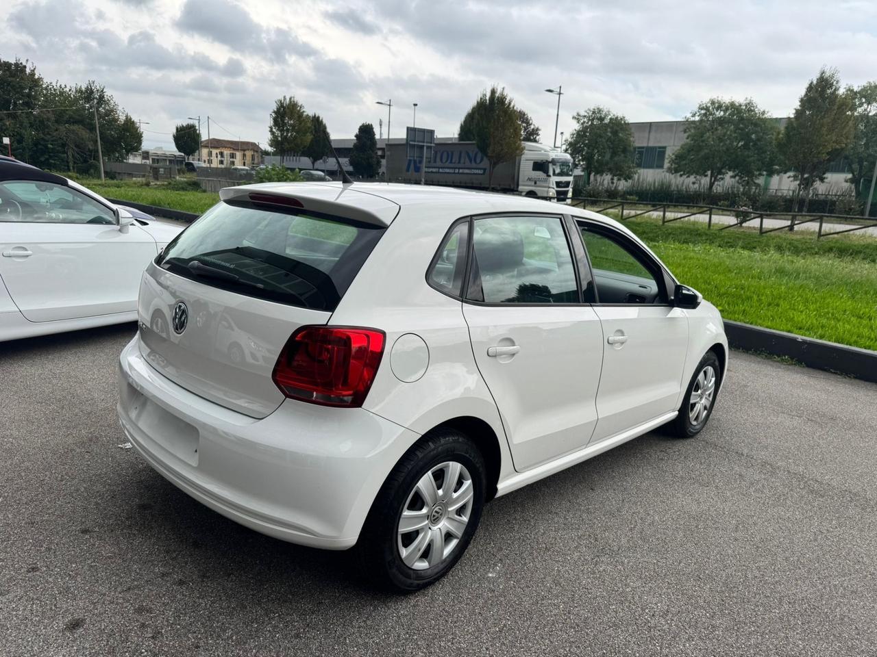 Volkswagen Polo 2014 1.2 Neopatentati