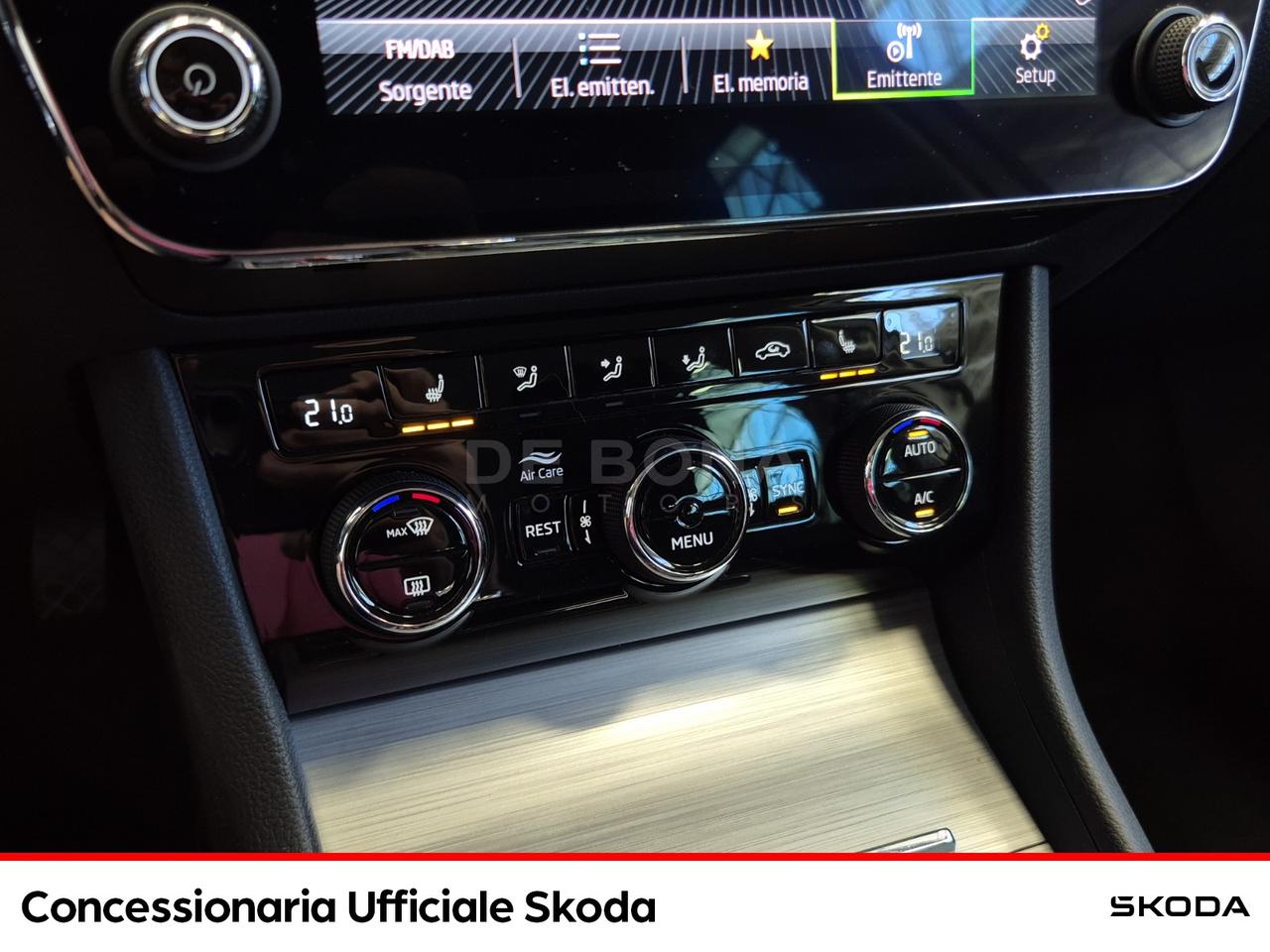 Skoda Superb wagon 2.0 tdi evo executive 150cv dsg