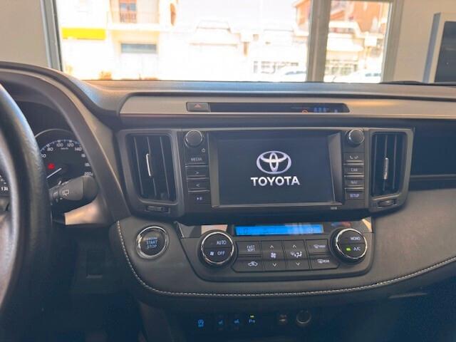 Toyota RAV4 2.0 D-4D 2WD Style 2016