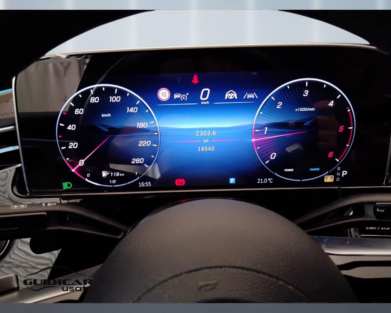 Mercedes-Benz Classe E- W214 Berlina - E 220 d AMG Line Premium auto